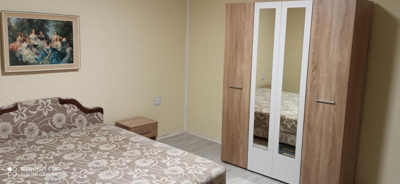Guest House Vila Aleksa Bogutovac Exteriör bild